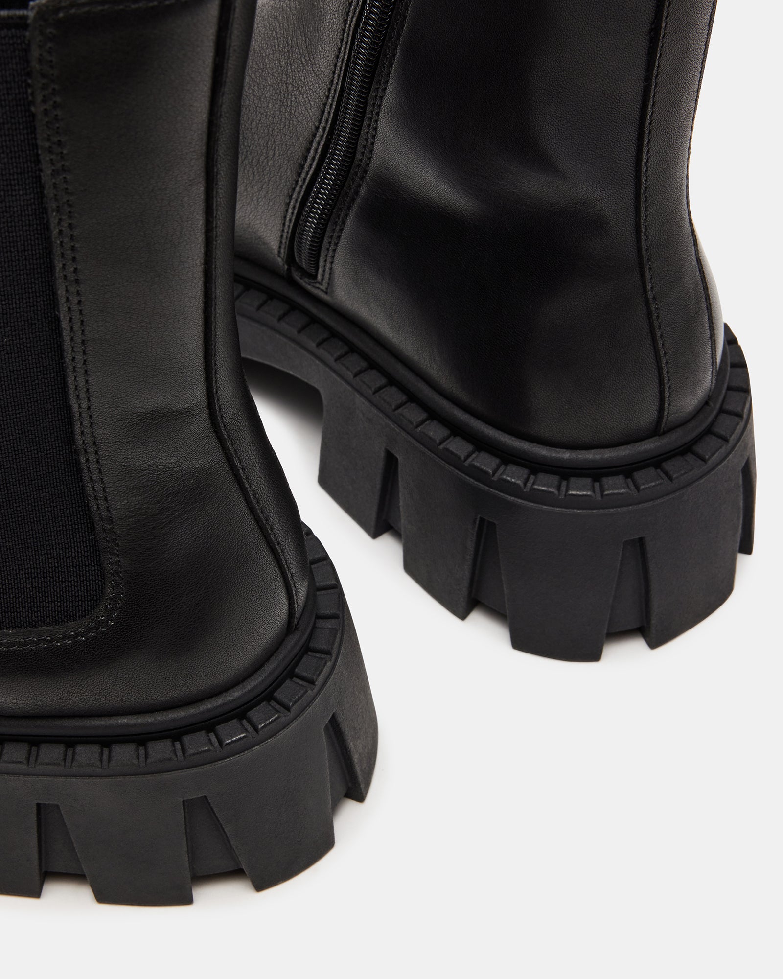 Black Leather CHARGES Chelsea Boots - Tough & Stylish
