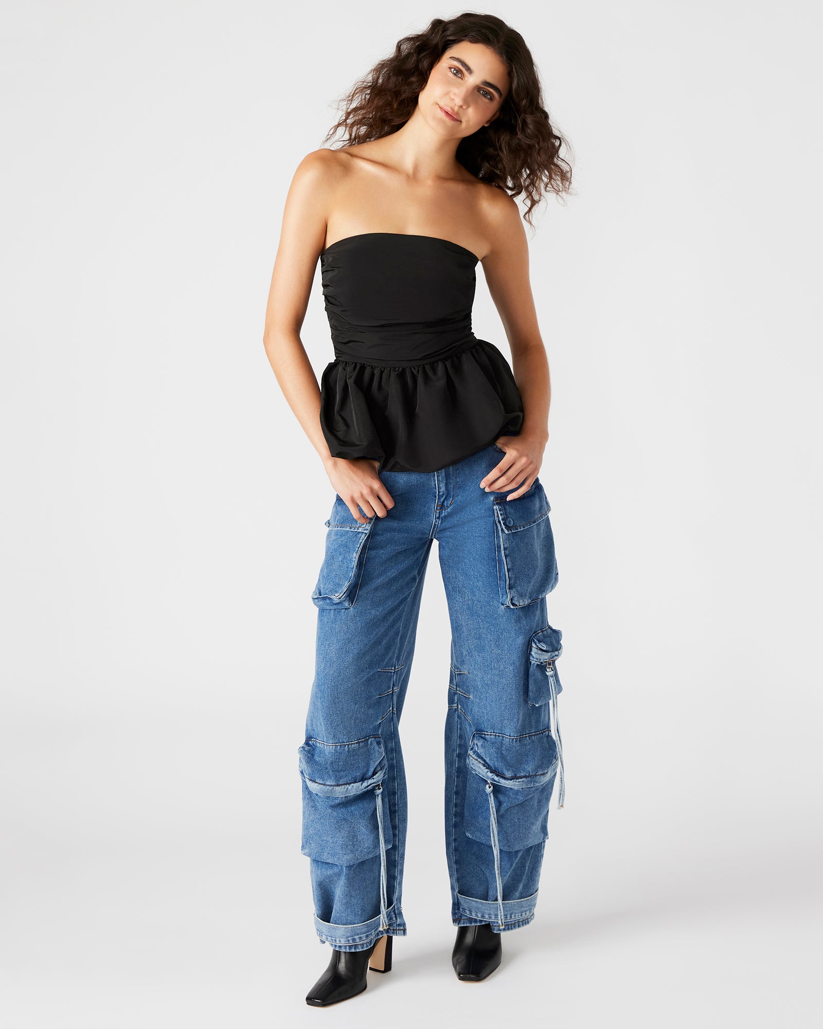 DUO Medium Denim Cargo Pant - Stylish and Versatile
